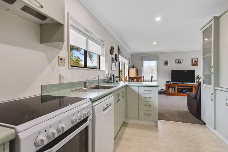 Photo of property in 142a Rata Street, Inglewood, 4330