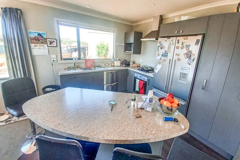 Photo of property in 5 Mcfeely Street, Tuatapere, 9620
