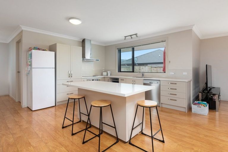 Photo of property in 15 Kanono Close, Papamoa Beach, Papamoa, 3118