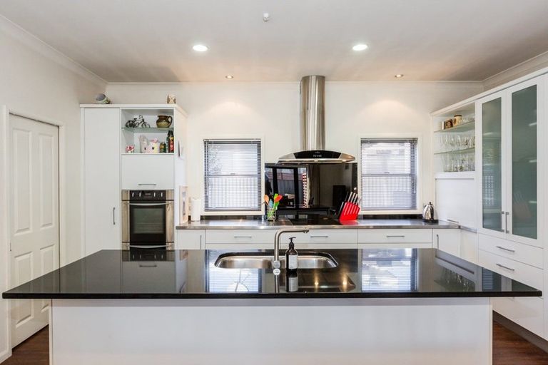 Photo of property in 206a Charles Street, Hastings, 4122