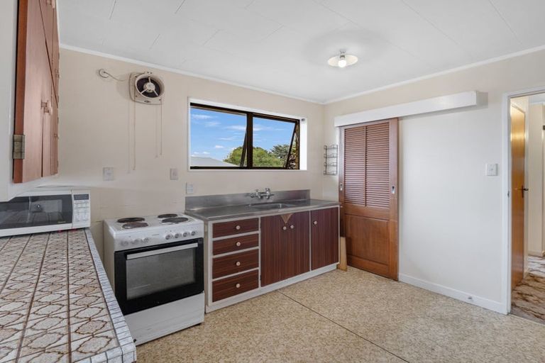 Photo of property in 65 Hinau Street, Castlecliff, Whanganui, 4501