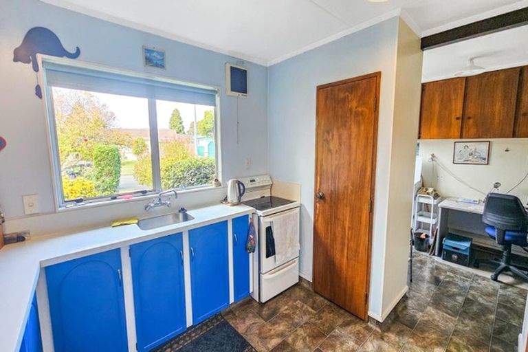 Photo of property in 30 Titoki Crescent, Pirimai, Napier, 4112