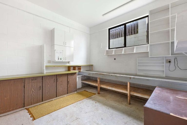 Photo of property in 5 Saint Ives Grove, Whalers Gate, New Plymouth, 4310