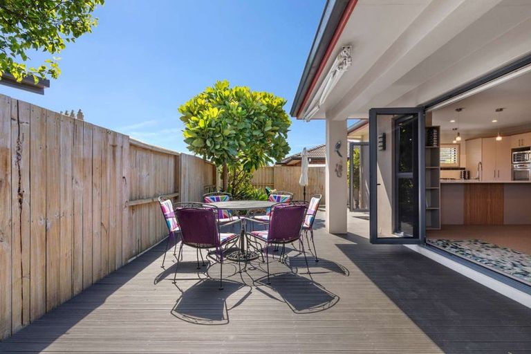 Photo of property in 36 Gibson Place, Papamoa Beach, Papamoa, 3118