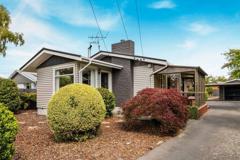 Photo of property in 21 Wendover Street, Bishopdale, Christchurch, 8053