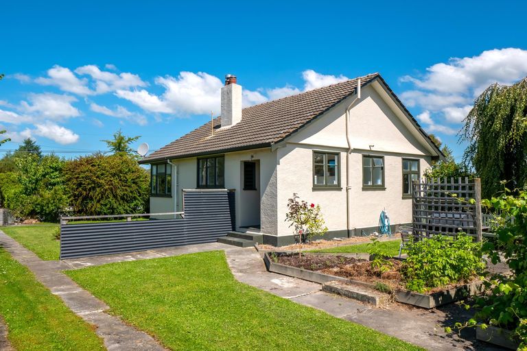 Photo of property in 80 Cox Street, Geraldine, 7930