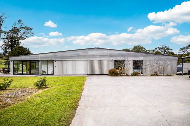 Photo of property in 99b Pebble Brook Road, Waitoki, Silverdale, 0994