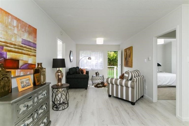 Photo of property in 11/66 Astley Avenue, New Lynn, Auckland, 0600