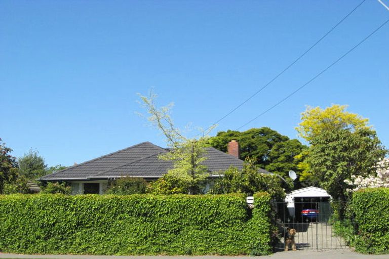 Photo of property in 305 Wairakei Road, Bryndwr, Christchurch, 8053
