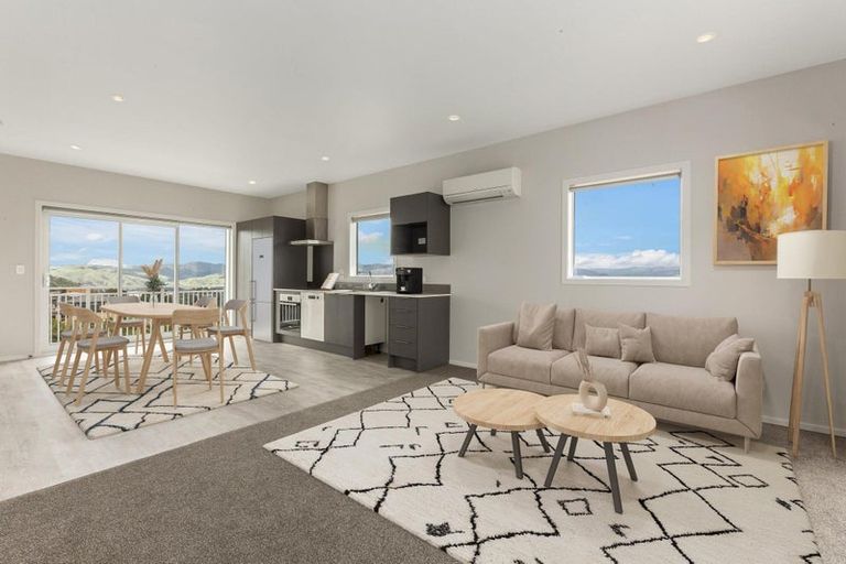 Photo of property in 13 Kohu Way, Whitby, Porirua, 5024