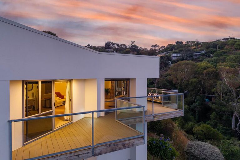 Photo of property in 10 Cadiz Lane, Mount Pleasant, Christchurch, 8081