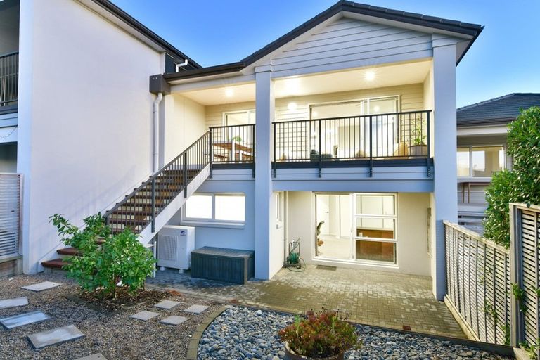 Photo of property in 3b Melia Place, Stanmore Bay, Whangaparaoa, 0932