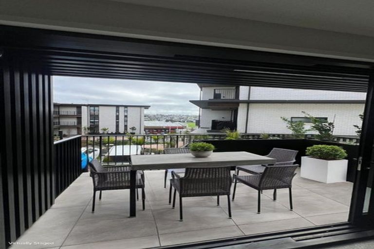 Photo of property in 7c Windlass Street, Long Bay, Auckland, 0630