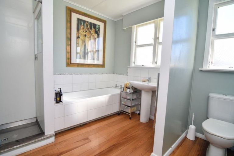 Photo of property in 264 High Street South, Carterton, 5713