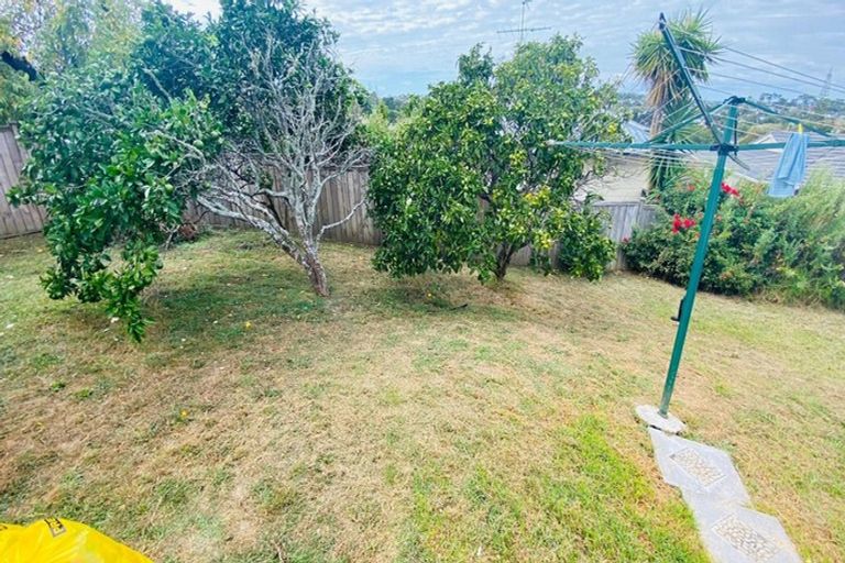 Photo of property in 307 Sunset Road, Sunnynook, Auckland, 0632