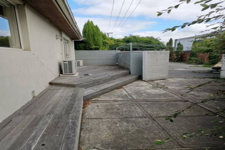 Photo of property in 1/12a Queens Avenue, Merivale, Christchurch, 8014