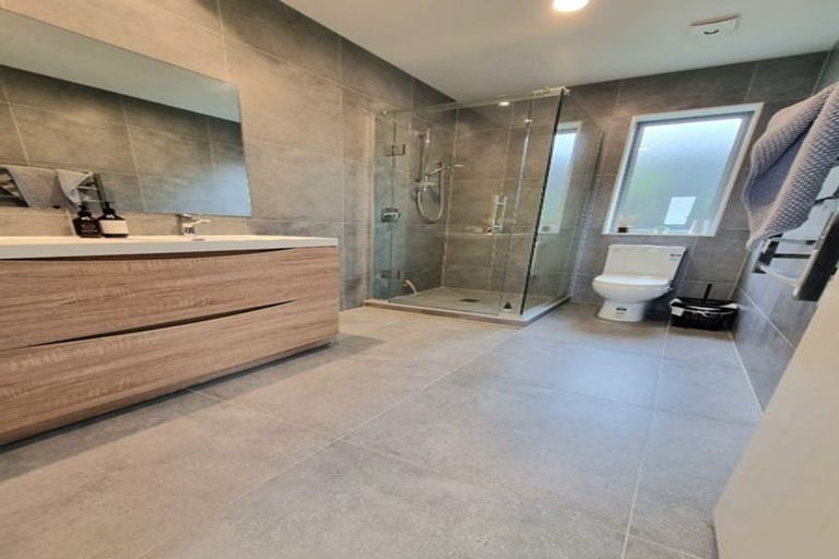 Photo of property in 42 Huarahi Pai Road, Huapai, Kumeu, 0810