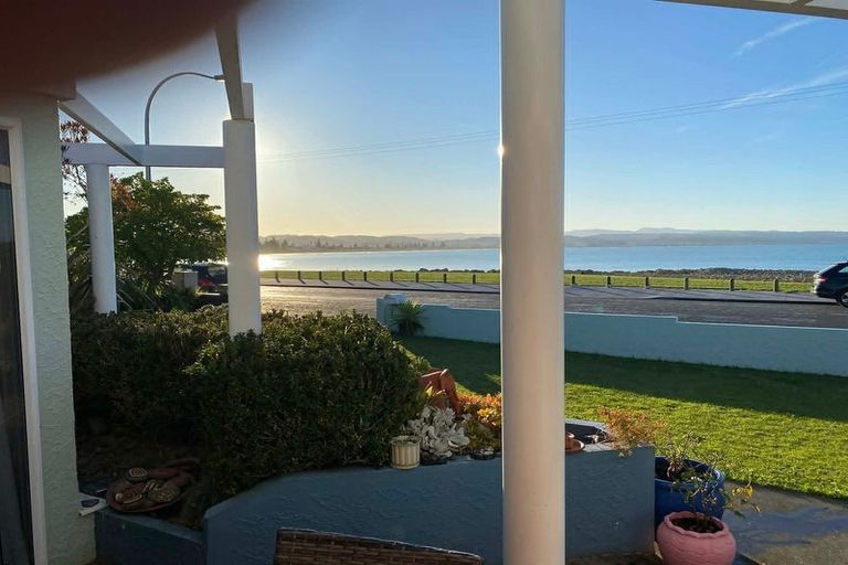 Photo of property in 10 Charles Street, Westshore, Napier, 4110