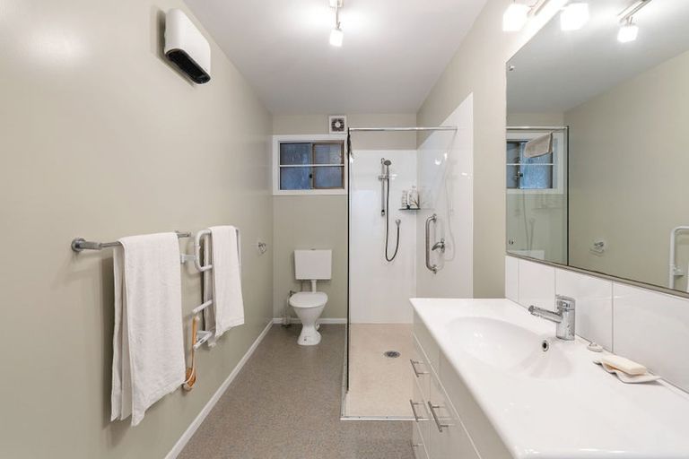 Photo of property in 103-105 Barnard Street, Wadestown, Wellington, 6012