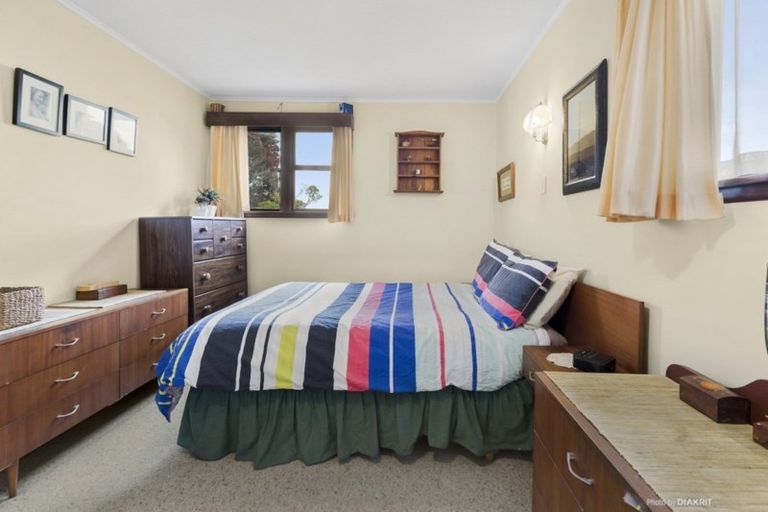 Photo of property in 69 Tannadyce Street, Strathmore Park, Wellington, 6022