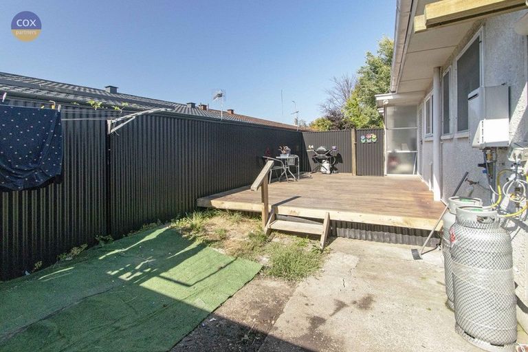 Photo of property in 2/608 Heretaunga Street East, Parkvale, Hastings, 4122