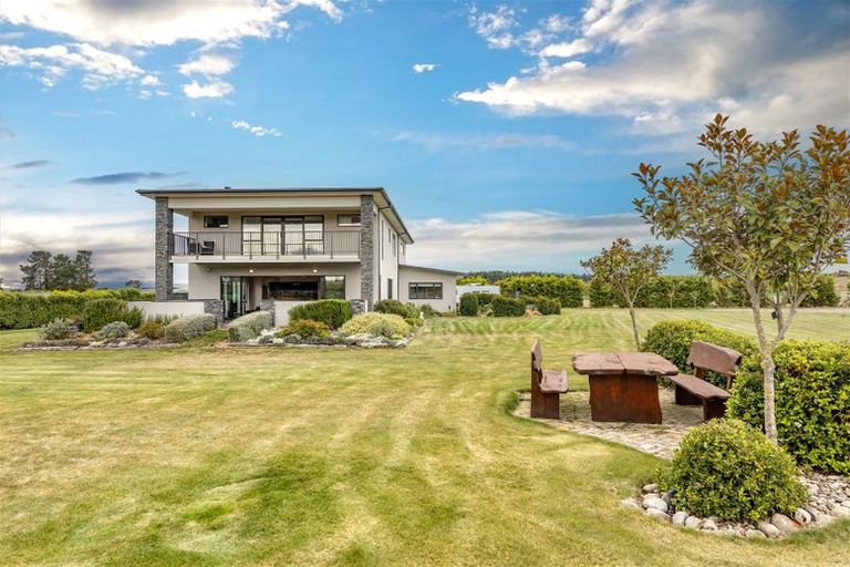 Photo of property in 1 Hayfield Terrace, Cust, Rangiora, 7471