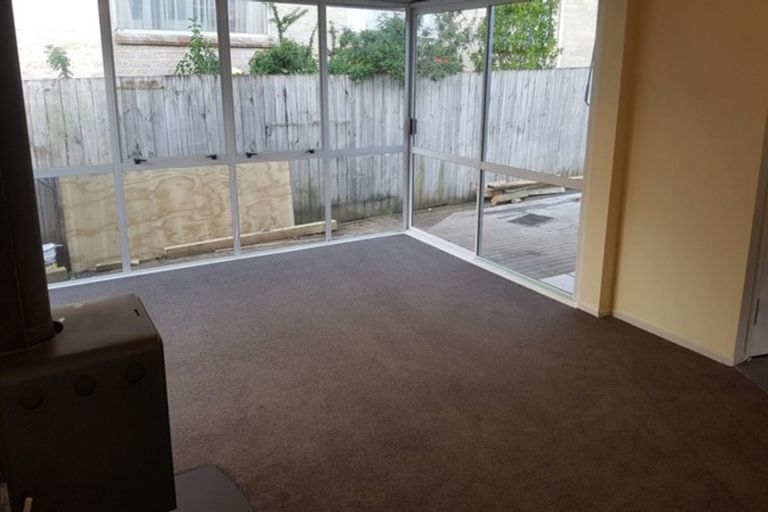 Photo of property in 279b Hillsborough Road, Hillsborough, Auckland, 1042