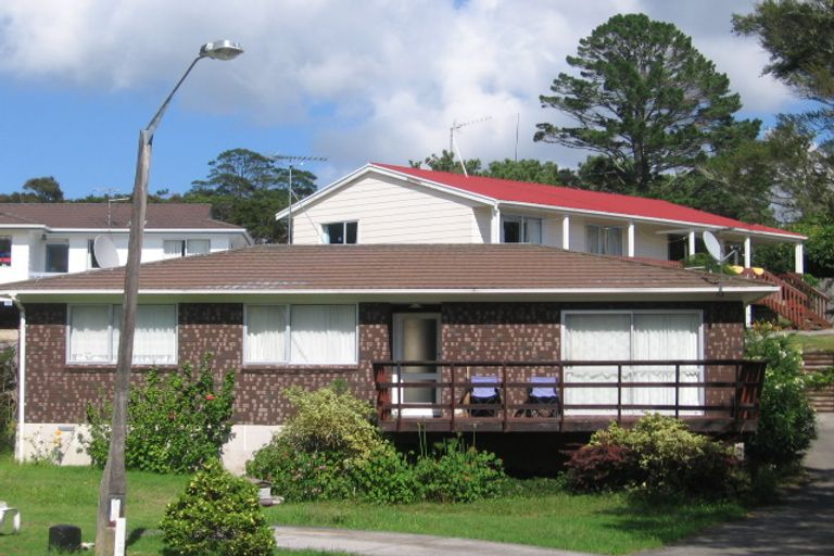 Photo of property in 1/13 Pimento Place, New Lynn, Auckland, 0600