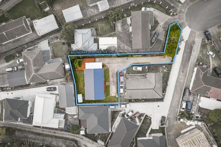 Photo of property in 21a Sabot Place, Massey, Auckland, 0614