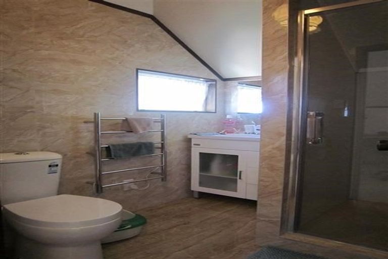 Photo of property in 78 Porritt Avenue, Chatswood, Auckland, 0626