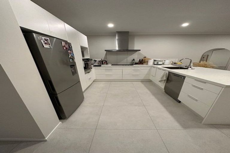 Photo of property in 11 Waenganui Road, Hobsonville, Auckland, 0616