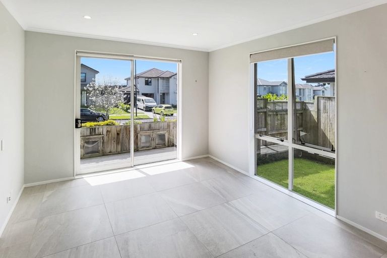Photo of property in 80 Mackay Drive, Greenhithe, Auckland, 0632