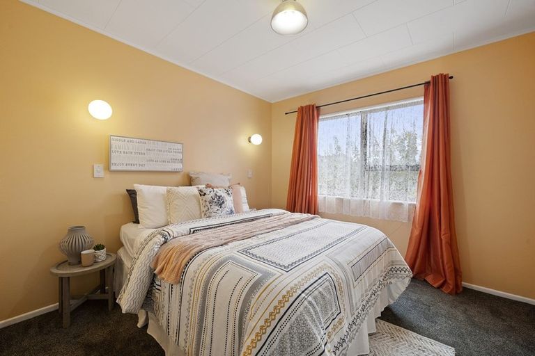 Photo of property in 34 Clipper Street, Titahi Bay, Porirua, 5022