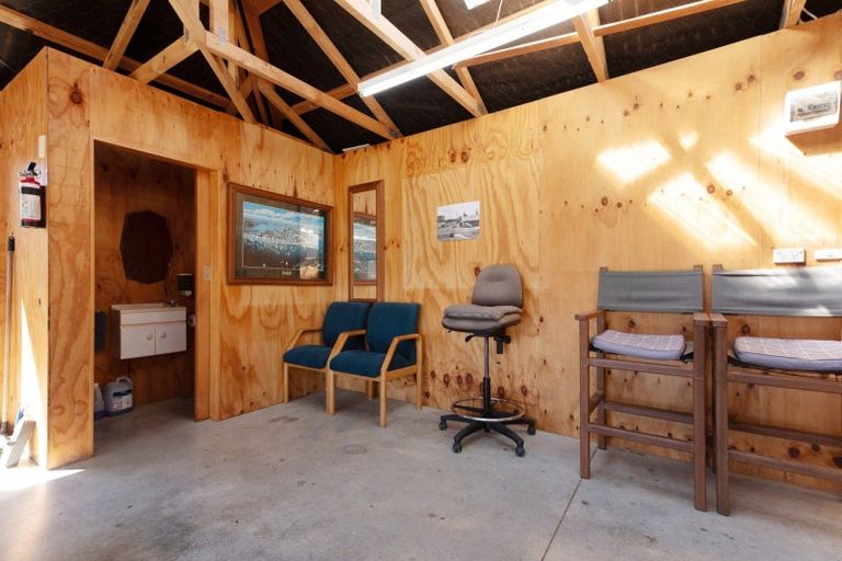 Photo of property in 167 Coutts Street, Rongotai, Wellington, 6022