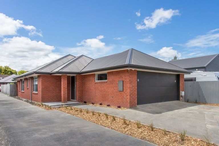 Photo of property in 17 Medway Street, Richmond, Christchurch, 8013