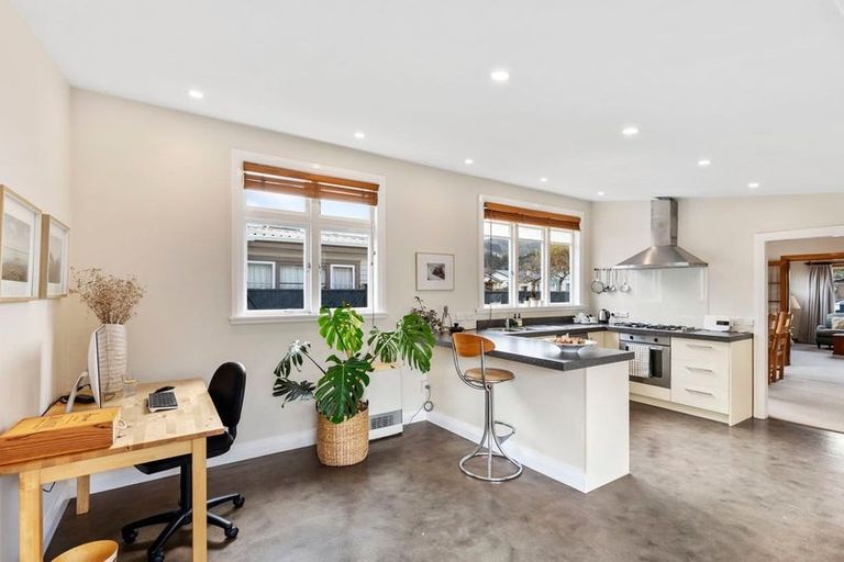 Photo of property in 48 Bristol Square, Hutt Central, Lower Hutt, 5010