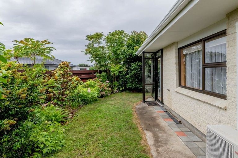 Photo of property in 25a Oriwa Street, Waikanae, 5036