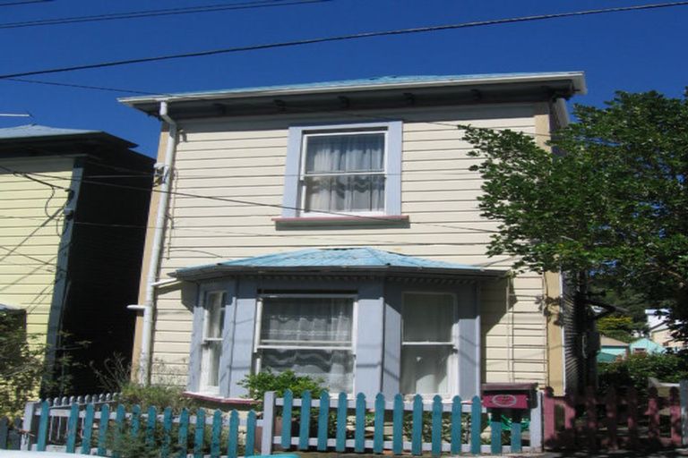 Photo of property in 7 Essex Street, Aro Valley, Wellington, 6021