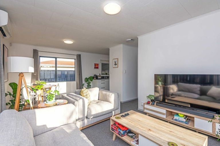 Photo of property in 91 Benmore Avenue, Cloverlea, Palmerston North, 4412