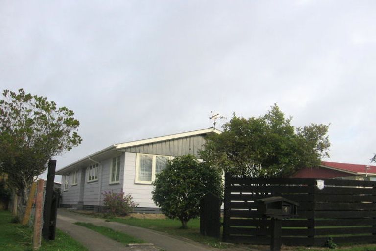 Photo of property in 4 Charwell Place, Highbury, Palmerston North, 4412