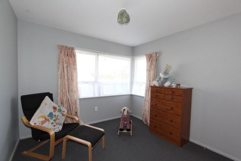 Photo of property in 9 Fir Tree Lane, Aranui, Christchurch, 8061