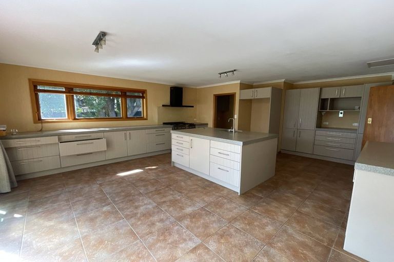 Photo of property in 13 Omana Road, Papatoetoe, Auckland, 2025