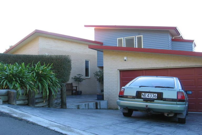 Photo of property in 4 Emerald Lane, Cashmere, Christchurch, 8022