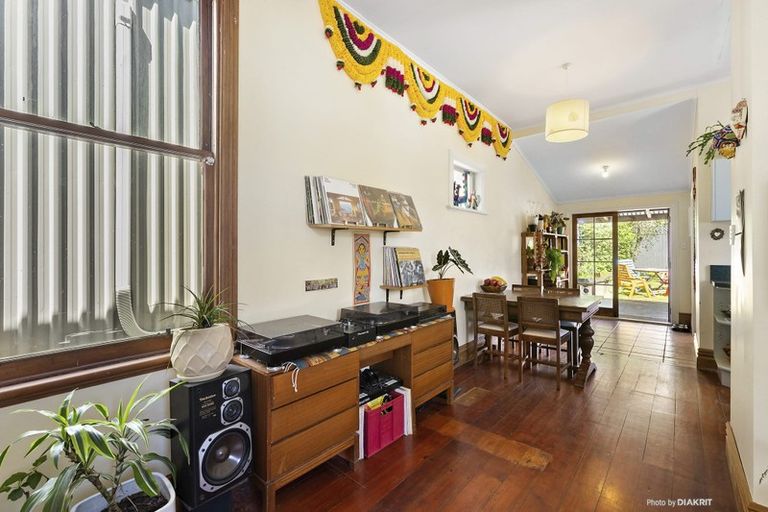 Photo of property in 65 Herald Street, Berhampore, Wellington, 6023