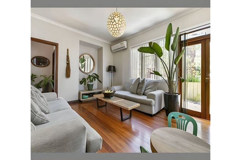 Photo of property in 66a Don Buck Road, Massey, Auckland, 0614