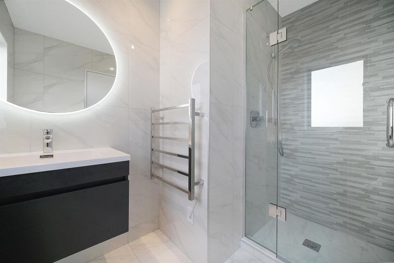 Photo of property in 126c Coronation Road, Hillcrest, Auckland, 0627