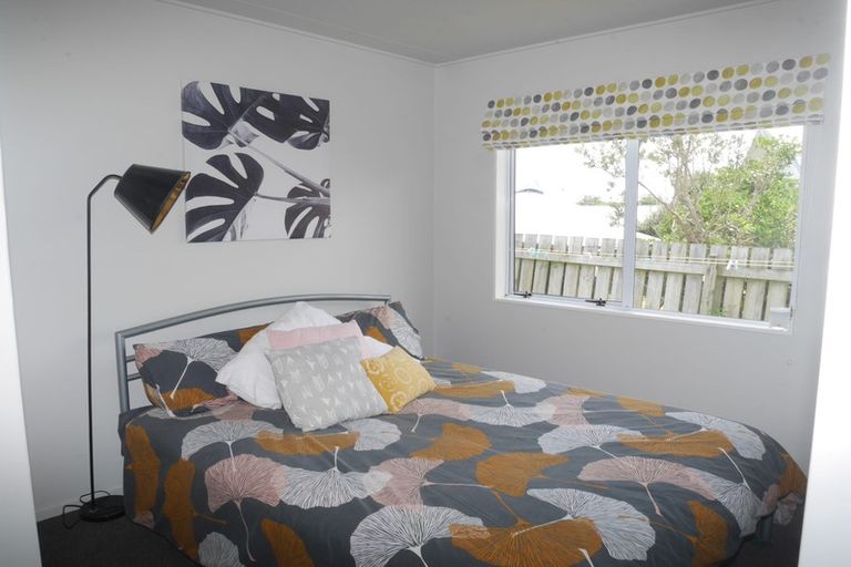 Photo of property in 69 Langdale Avenue, Paraparaumu, 5032