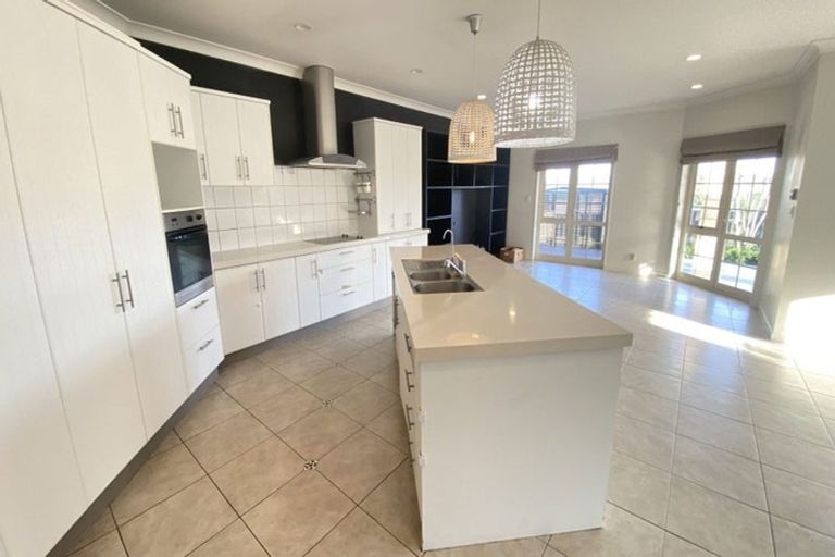 Photo of property in 22a Mcleod Road, Henderson, Auckland, 0612