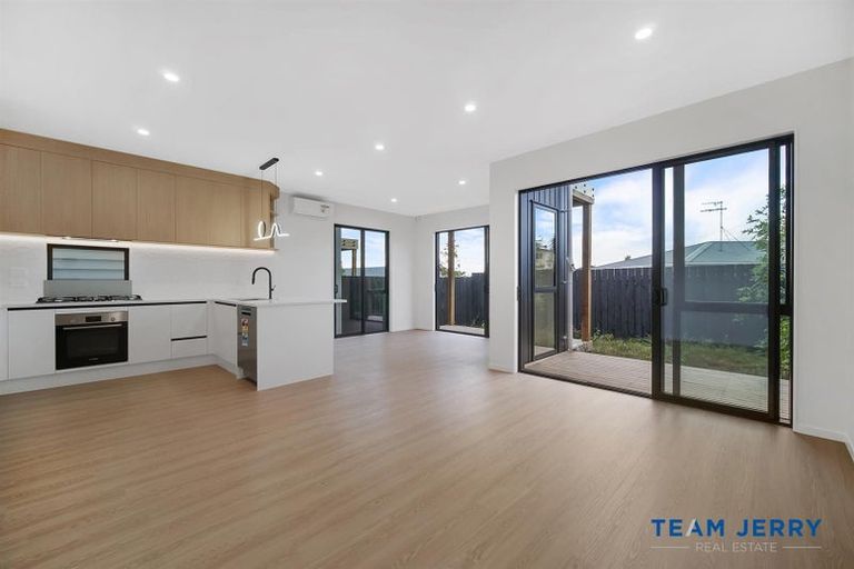 Photo of property in 29d Dellwood Avenue, Henderson, Auckland, 0612