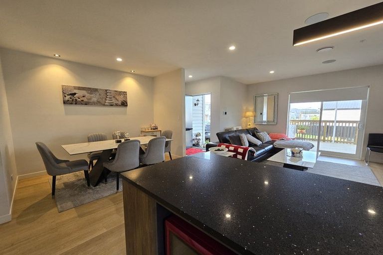 Photo of property in 39 Farranfore Road, Opaheke, Papakura, 2113